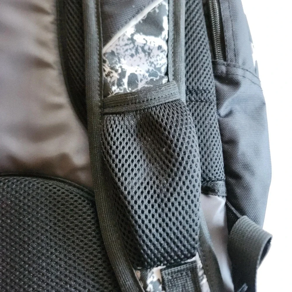 High Sierra Backpack Black Suspension Strap System Hiking Laptop School Travel‎